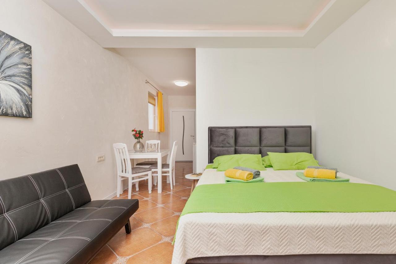 Apartments Vukovic Cattaro Esterno foto