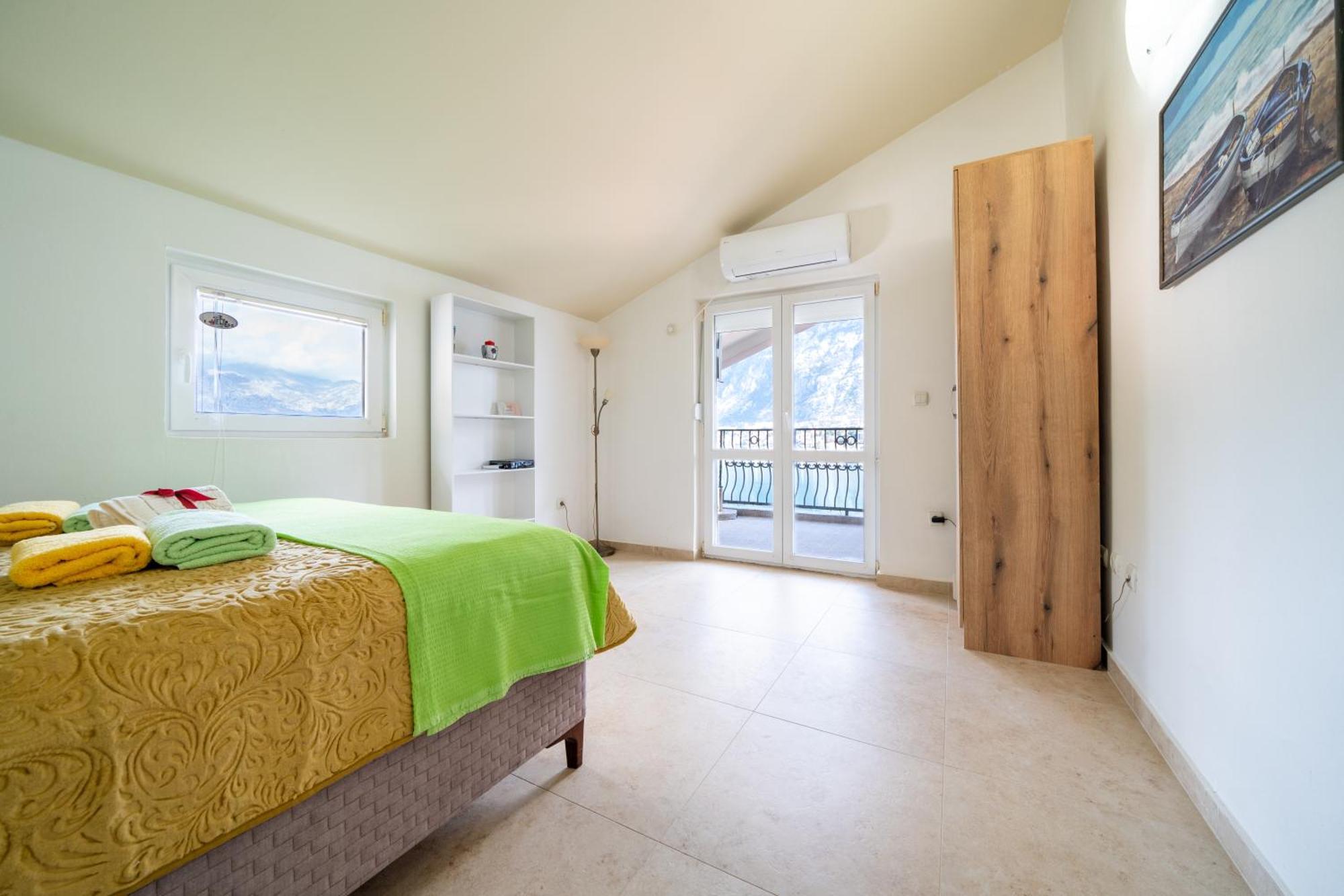 Apartments Vukovic Cattaro Esterno foto
