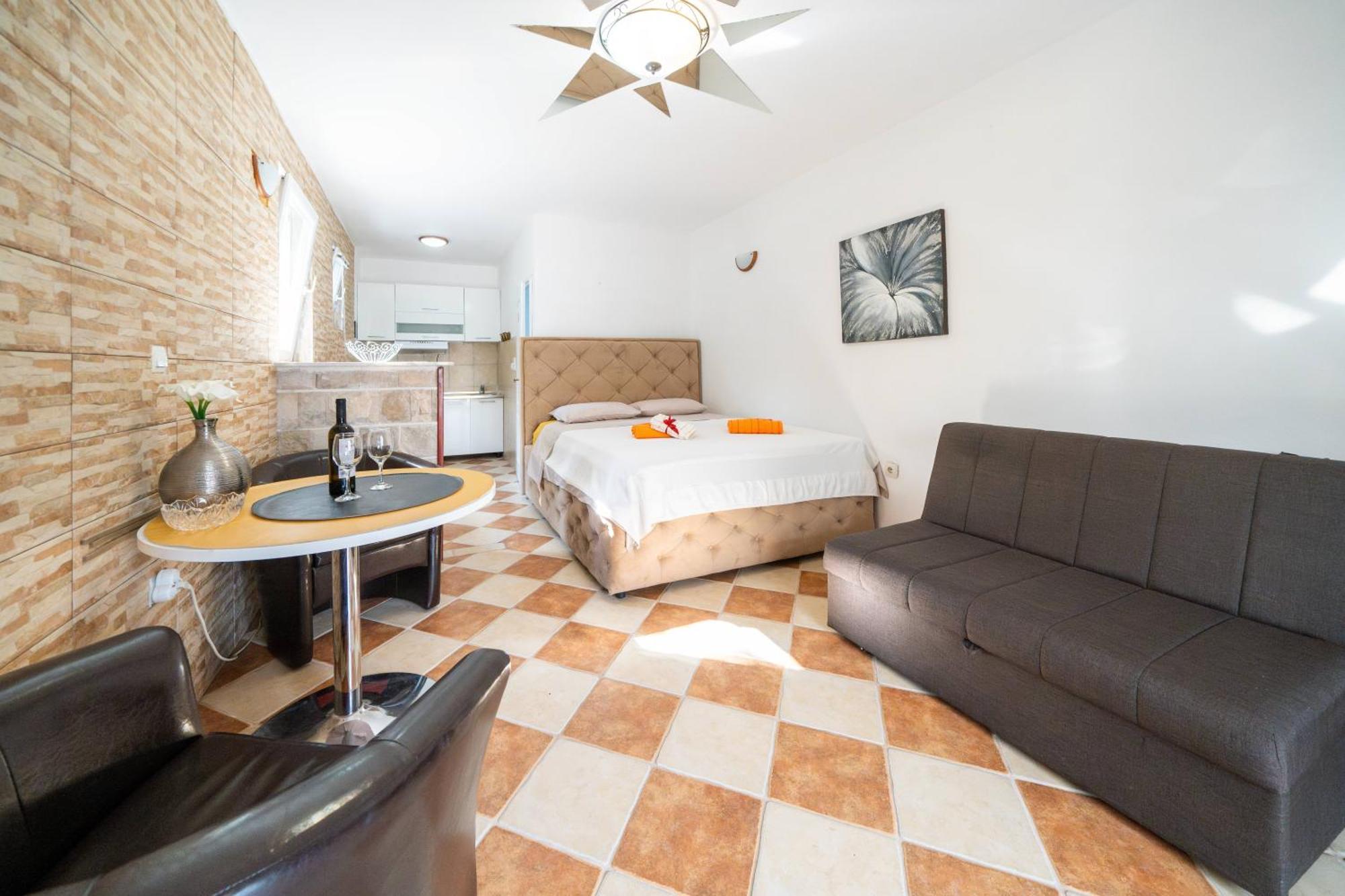 Apartments Vukovic Cattaro Esterno foto