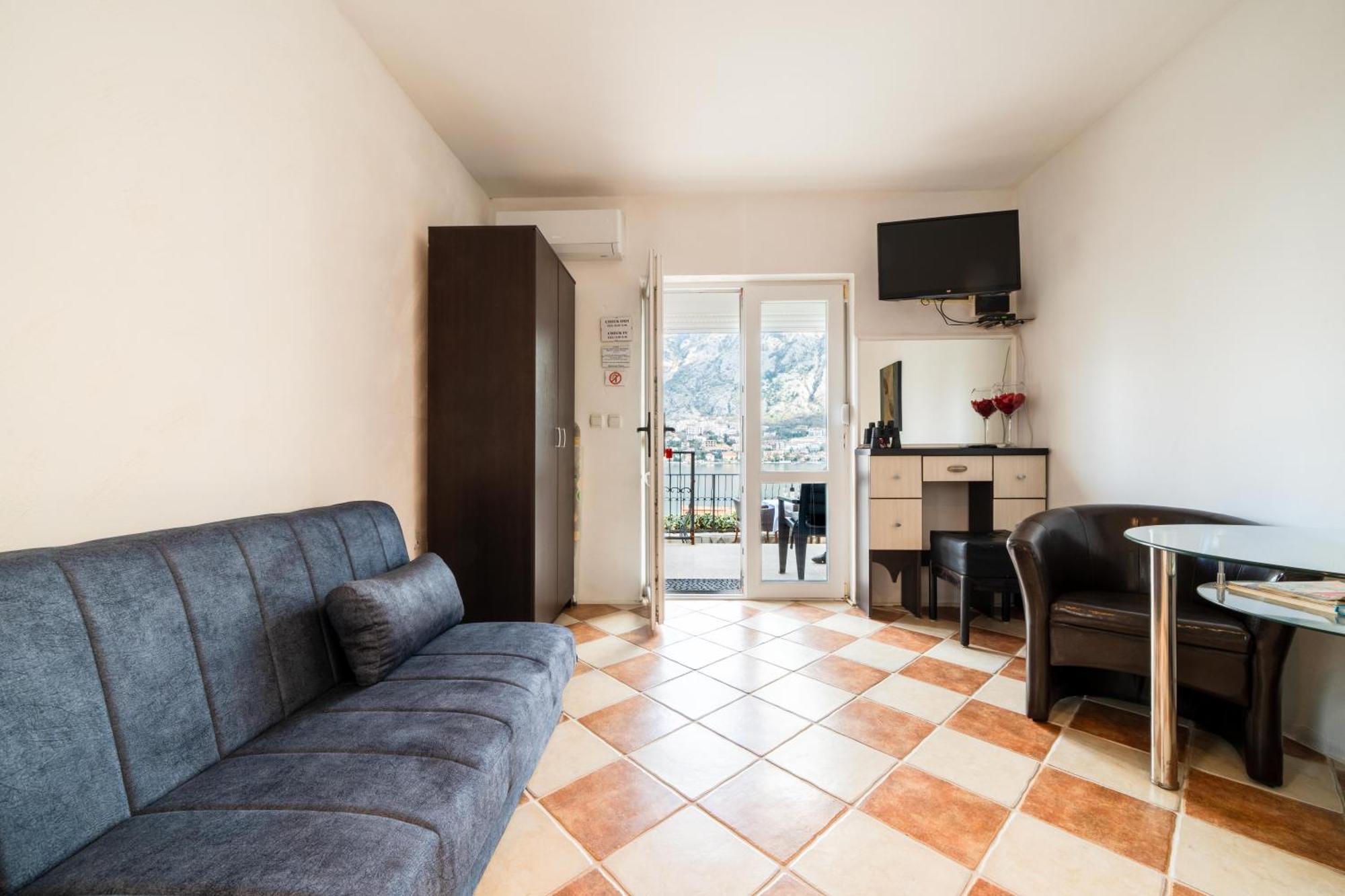 Apartments Vukovic Cattaro Esterno foto